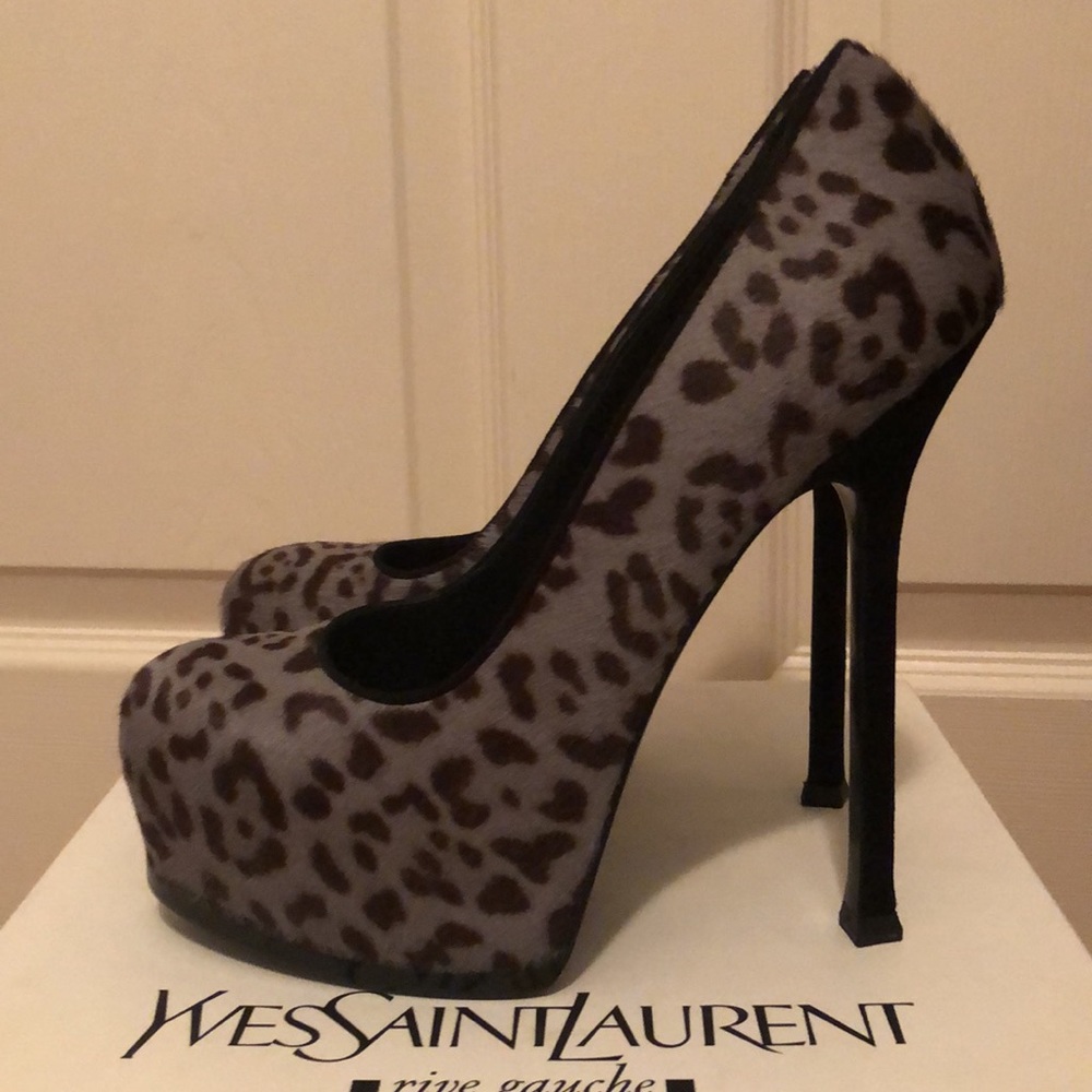 Never worn in box YSL leopard print heel size 38